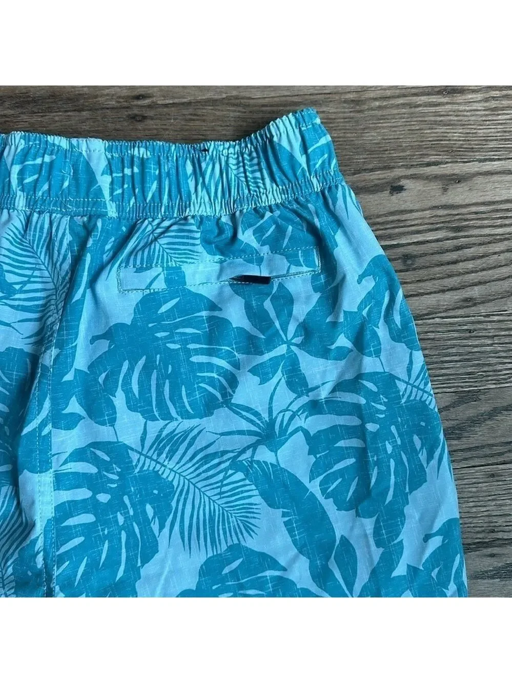 Trunks Surf and Swim co Sano 6.5 swim trunks size small EUC
